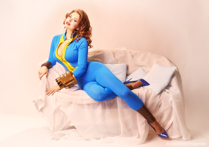 Illustration for article titled Fallout Cosplay, Pin-Up Style